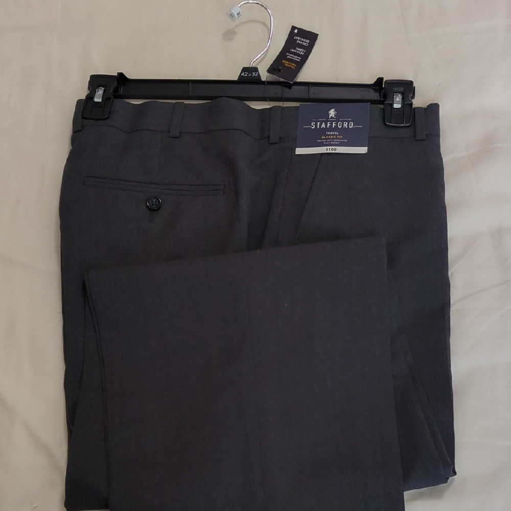 Stafford Men's Charcoal Dress Pants